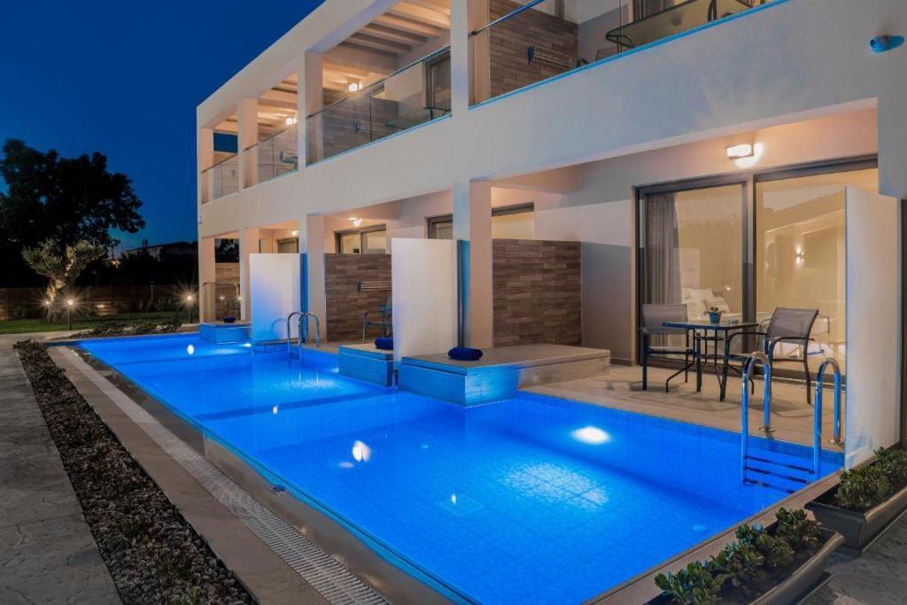 Mystique Luxury Suites & Maisonettes Laganas Ngoại thất bức ảnh